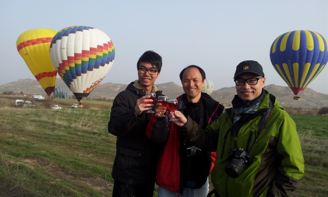 土耳其 cappadocia goreme 熱氣球 著陸慶祝